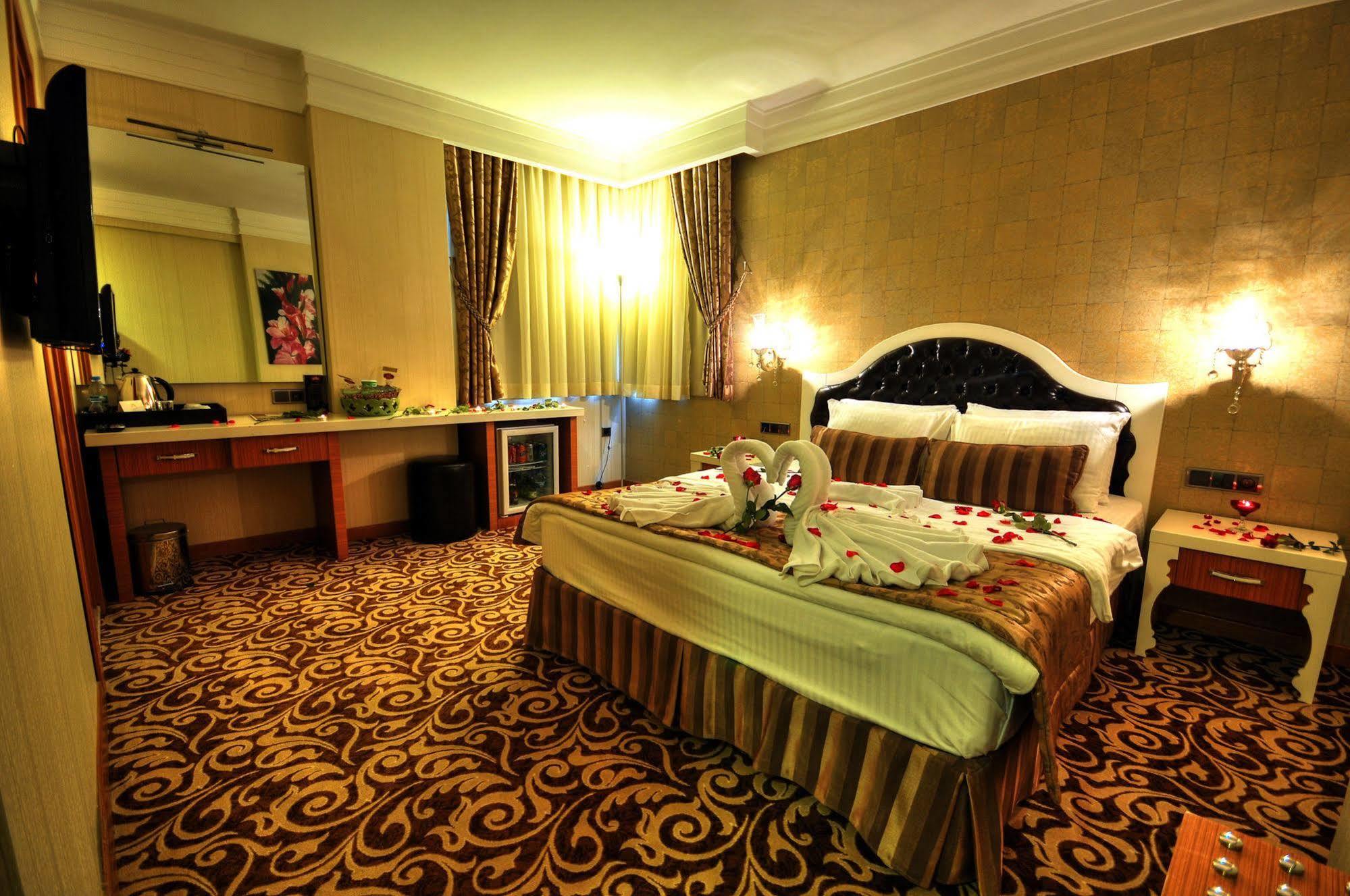 Golden Deluxe Hotel อาดานา ภายนอก รูปภาพ